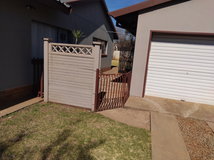 3 Bedroom Property for Sale in Meiringspark Ext 2 North West